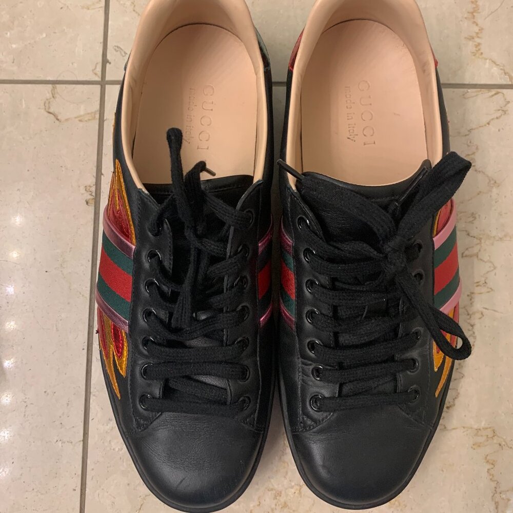 Gucci men's black flame detail Ace sneaker size 8.5 US